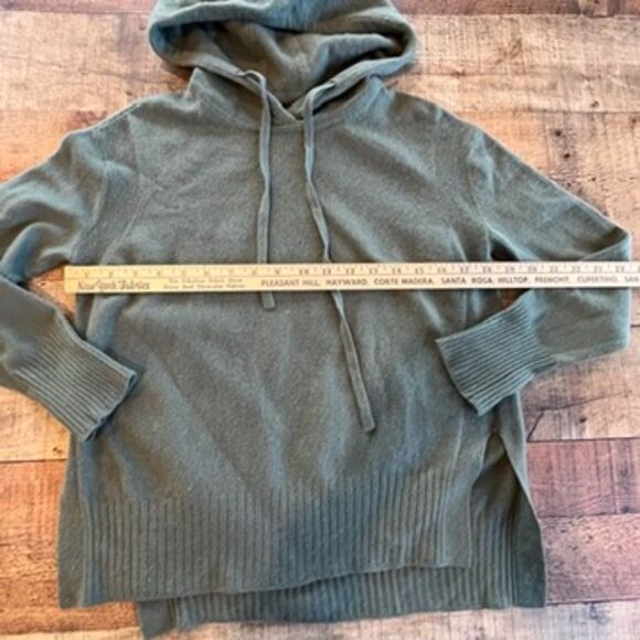 Banana Republic New Way Hi Low Green Knit Hoodie Sweater Small Merino Wool - Picture 7 of 9
